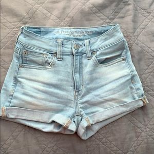 american eagle size two light wash shorts